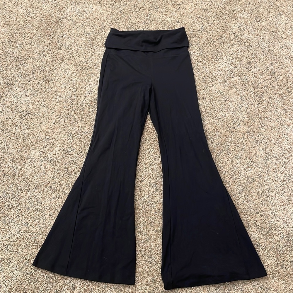 Aerie Offline High Waisted Super Flare Legging. 100% cotton